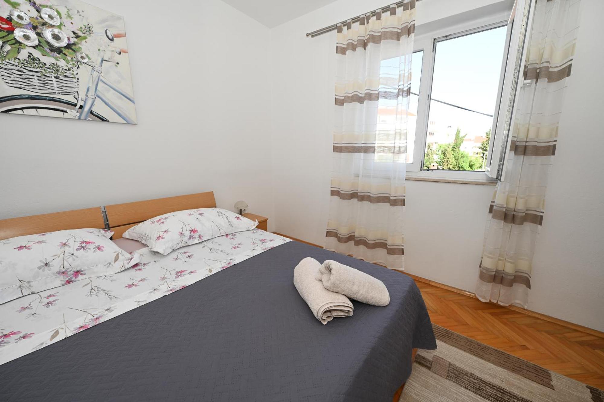 Apartman Brane With Swimming Pool Zára