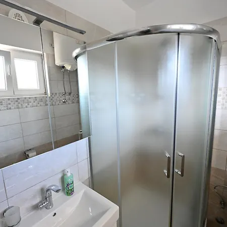 Brane Apartments With Swimming Pool Zara Esterno foto
