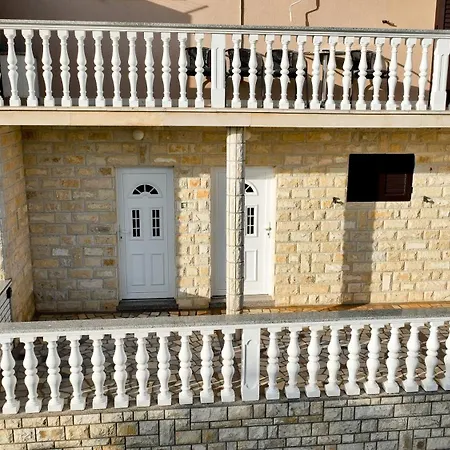 Brane Apartments With Swimming Pool Zara Esterno foto