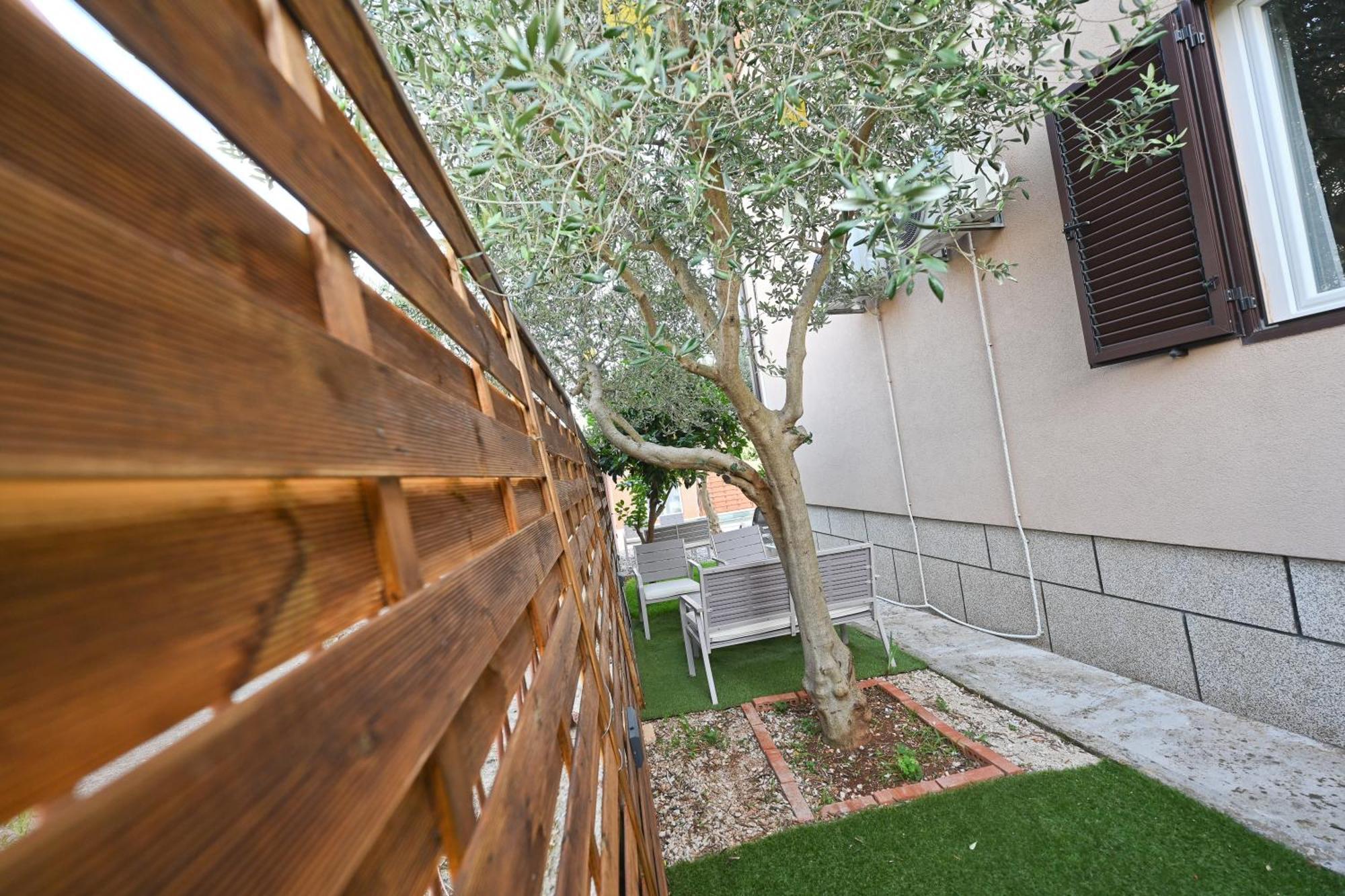 Apartment Brane With Swimming Pool Zadar