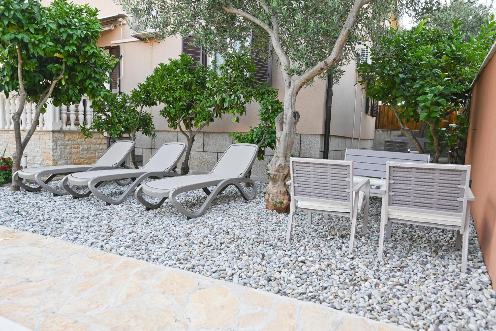 Brane With Swimming Pool