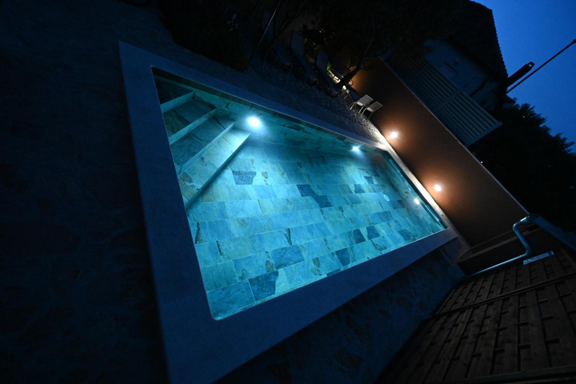 Brane With Swimming Pool Zadar